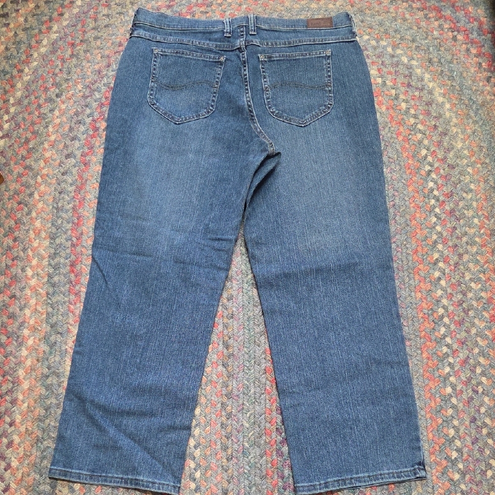 Vintage 90s Lee Jeans Relaxed Straight Leg 14P